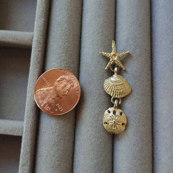 Starfish, shell and sand dollar silver dangle earrings - Picture 5 of 7